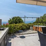 Апартаменты Beautiful In Glavani