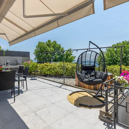 Lovely In Glavani * Kostrena