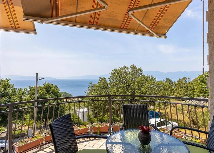 아파트 Lovely In Glavani *